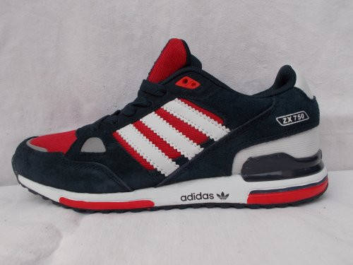 

Кроссовки Adidas ZX750