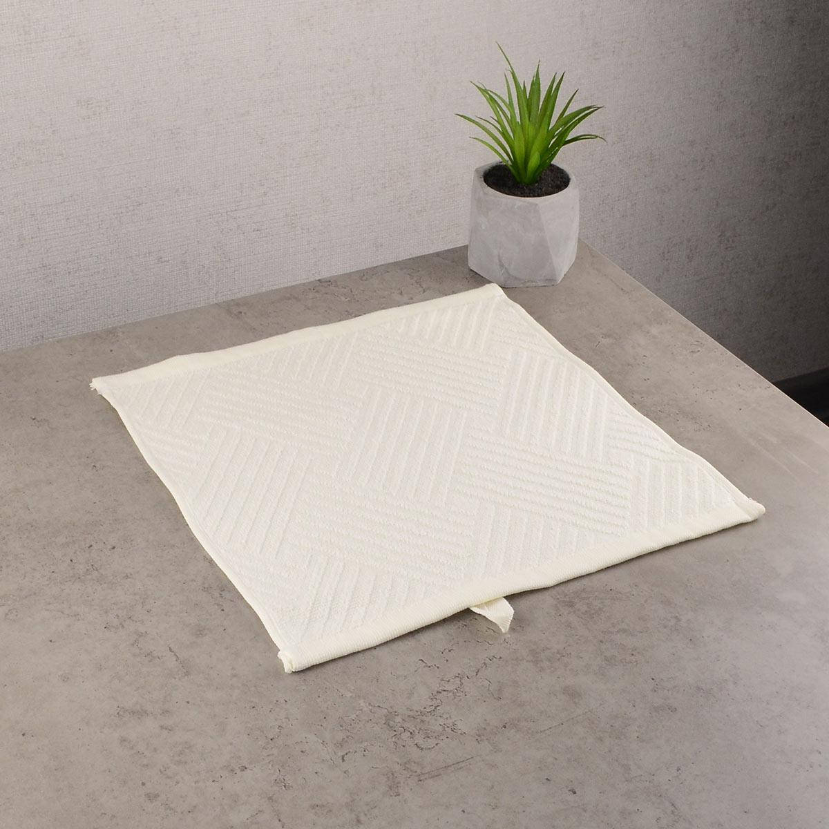 

Махровая жаккардовая салфетка с петелькой GM Textile 30х30см 400г/м2 (Бежевый)