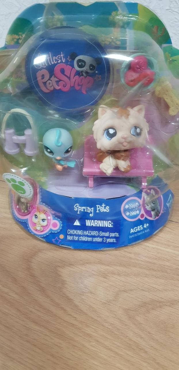 

Littlest pet shop lps игровой набор Hasbro -Spring Globe Tan Chow Dog 1983 Blue Canary Bird 1984