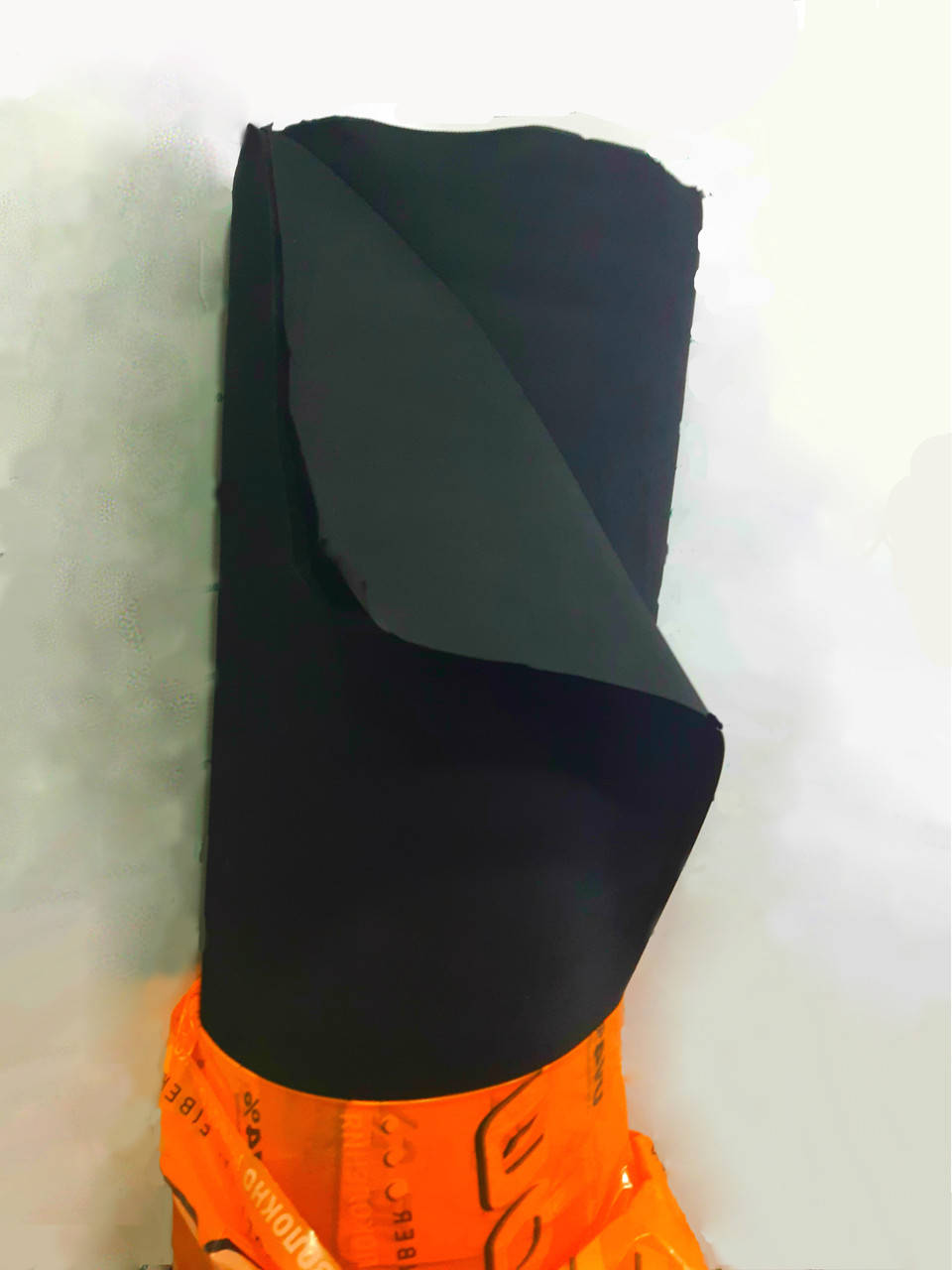 

Агроволокно для клубники черное "Shadow" 50g/m2 3.2х50м (Чехия). Для мульчирования почвы., Черный